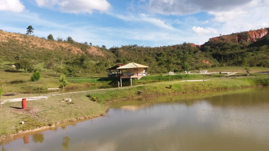 Отель Jardim Dos Sonhos Санту-Антониу-ду-Лейти Экстерьер фото