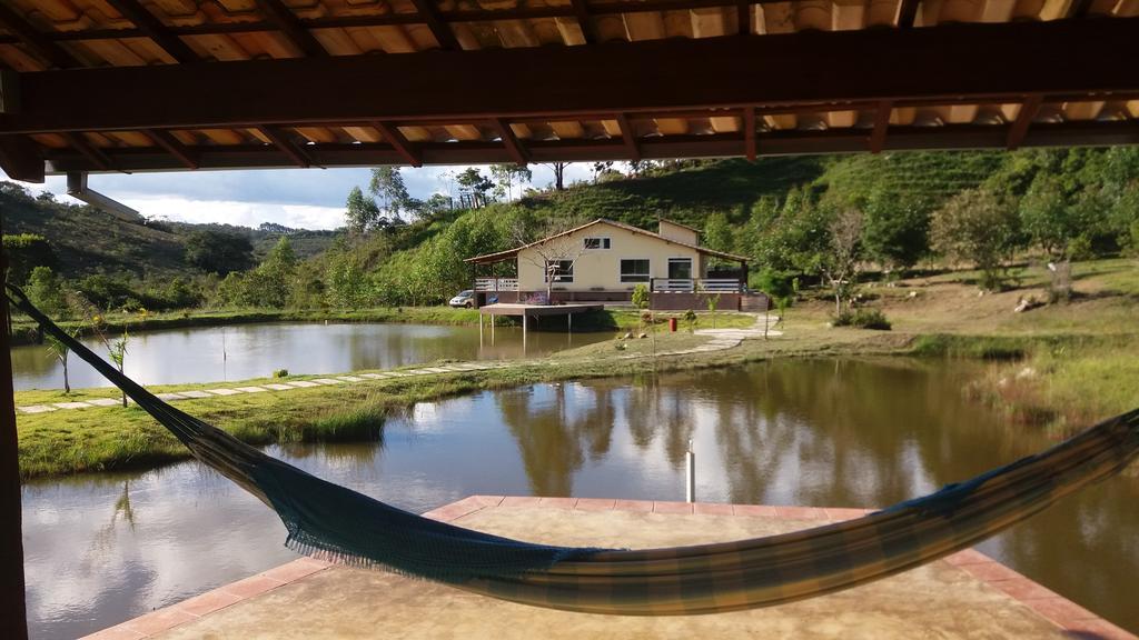 Отель Jardim Dos Sonhos Санту-Антониу-ду-Лейти Экстерьер фото